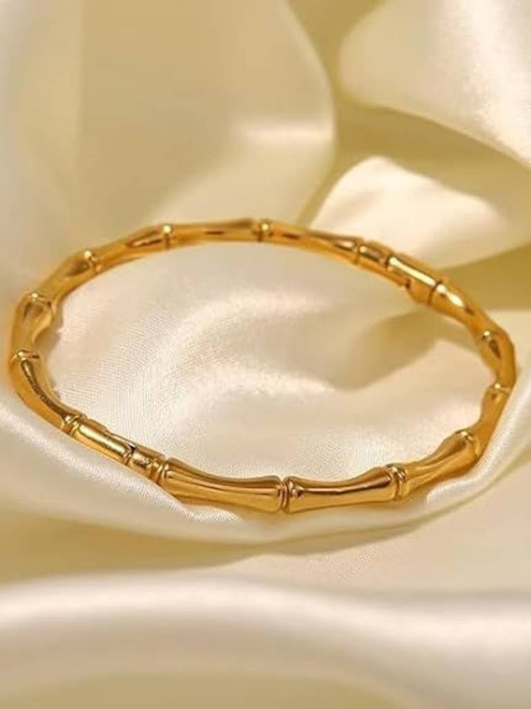 Bamboo Handcuff