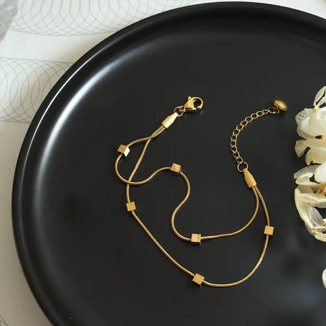 Square Loop Bracelet